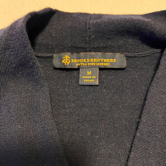 BROOKS BROTHERS dark navy v-neck 100% merino wool soft long sleeve sweater top - Picture 2 of 9